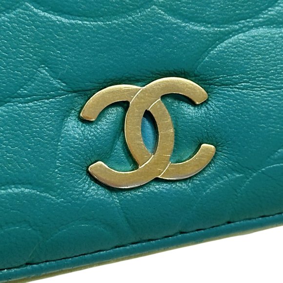 CHANEL Camellia Women's Long Wallet in Blue and Turquoise Leather with Coco - Picture 7 of 10